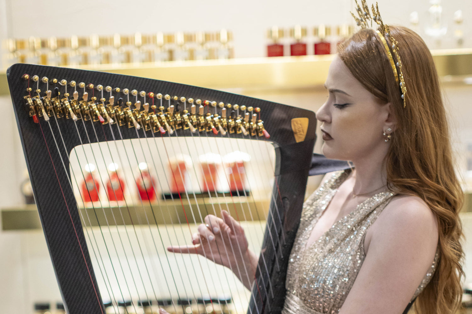 Kajal Perfumes at Zhor - An Evening Where Gold Unfolds